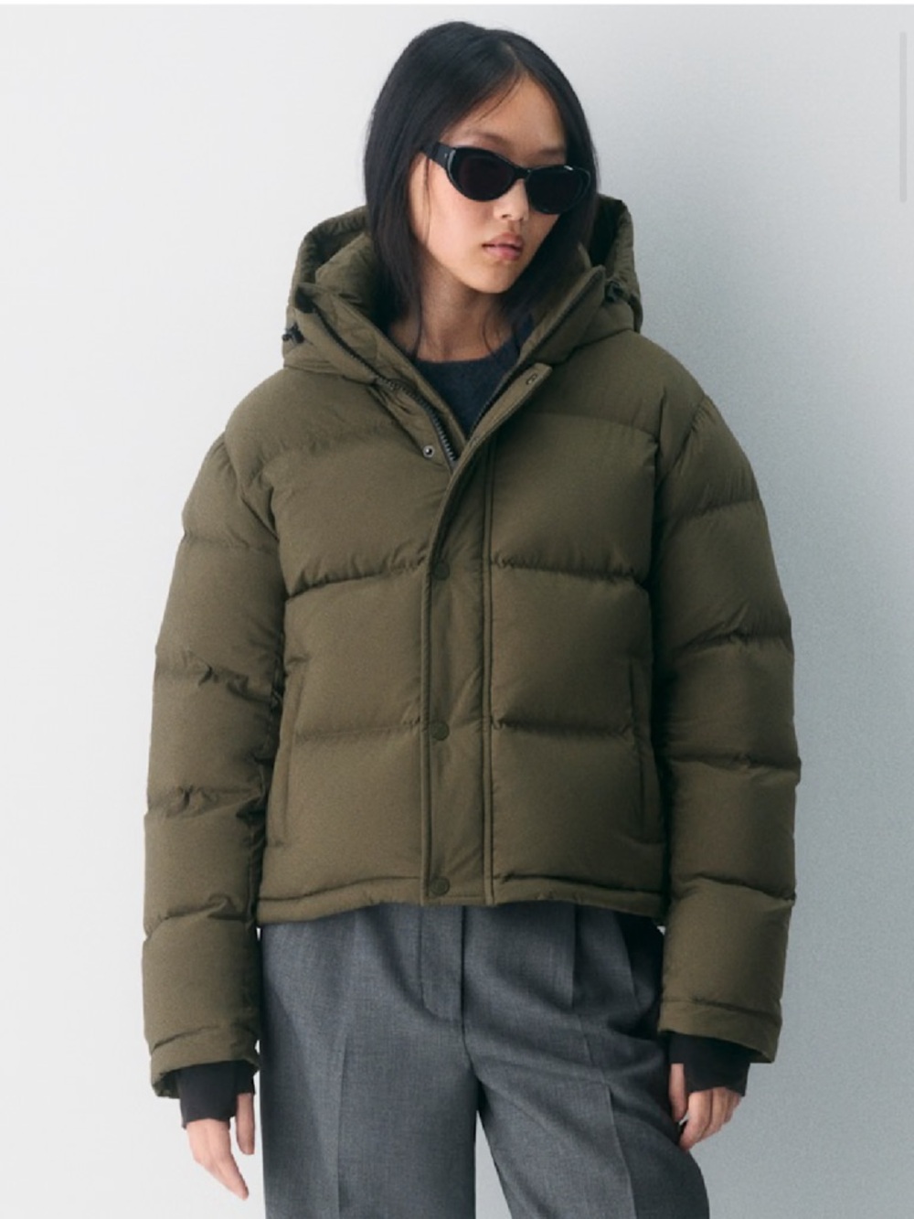 Aritzia Super Puff Shorty - Matte Olive Green 2XS